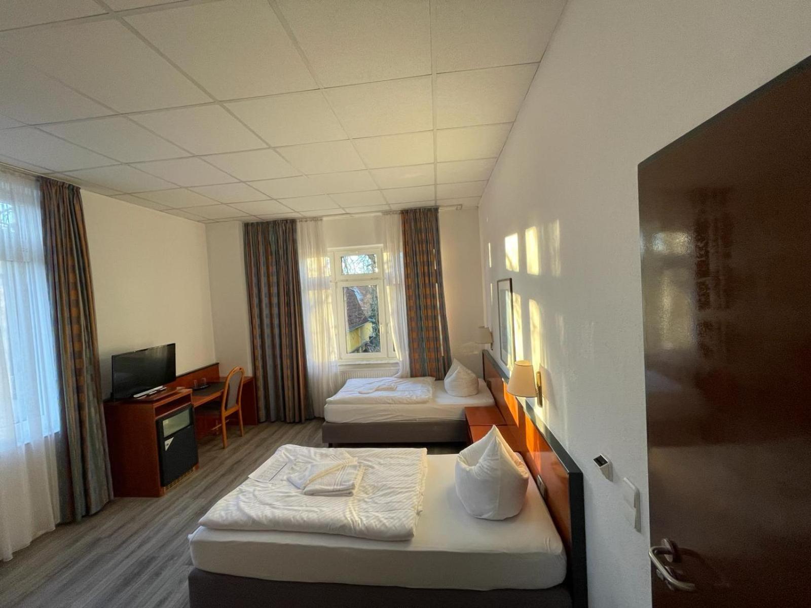 Hotel Birkenwerder Ngoại thất bức ảnh